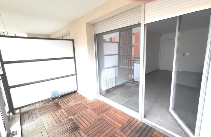 Location appartement 3 pièces 67 m² à Toulouse (31200) — photo 4