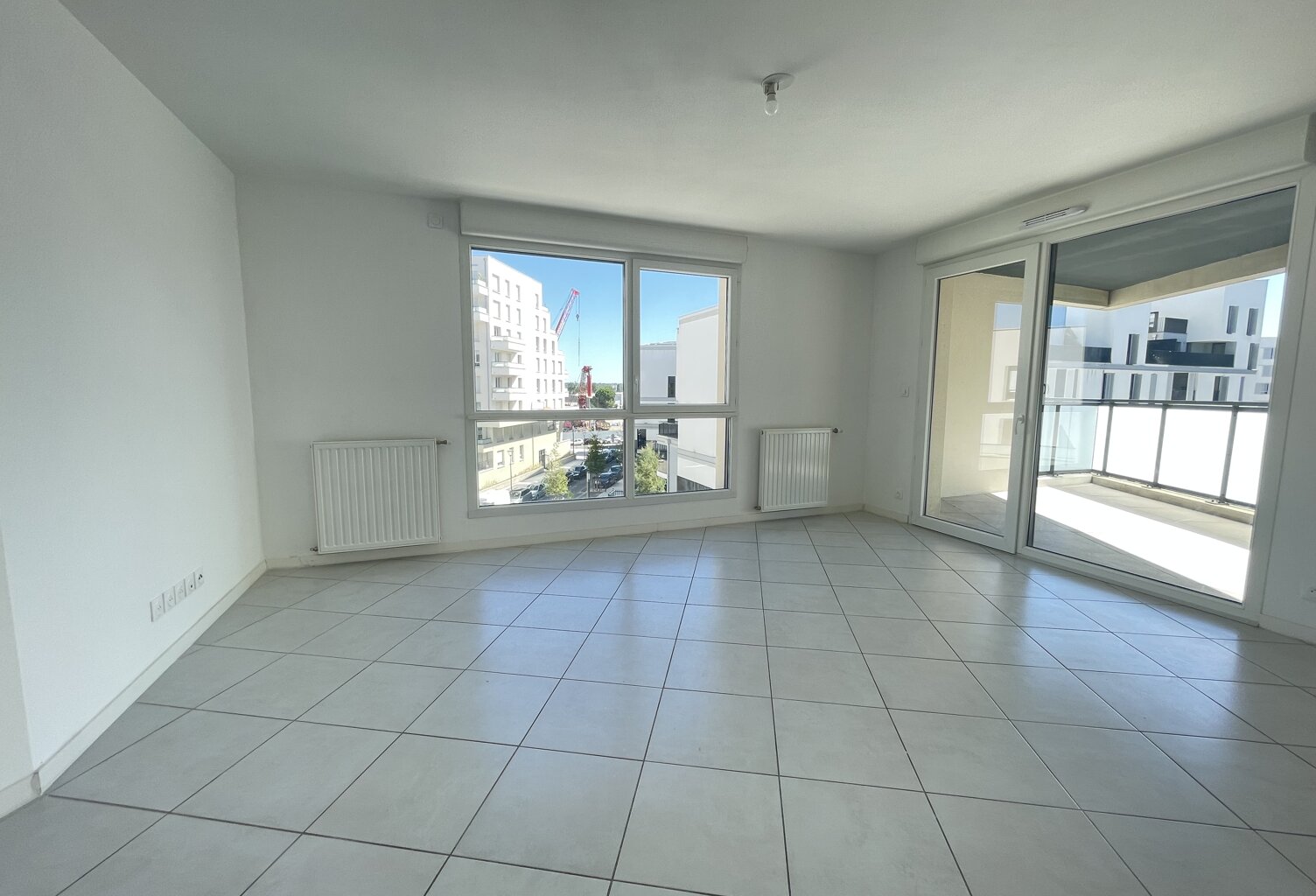 Location appartement 4 pièces 80 m² à Toulouse (31400) — photo 1