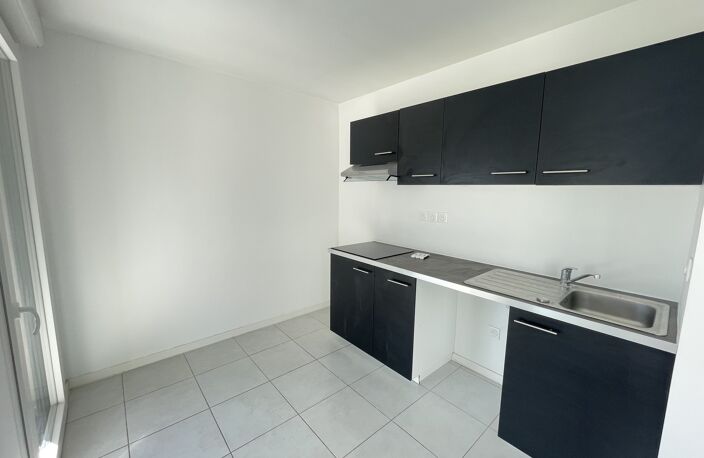 Location appartement 4 pièces 80 m² à Toulouse (31400) — photo 3