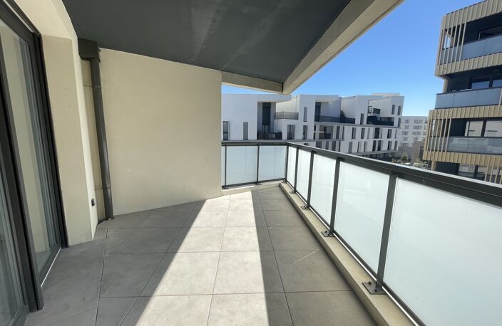 Location appartement 4 pièces 80 m² à Toulouse (31400) — photo 4