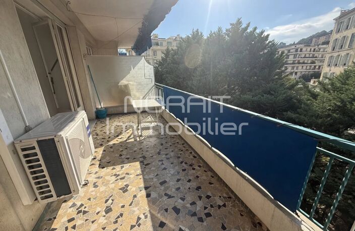 TZAREWITCH 3 PIECES TERRASSE — photo 2
