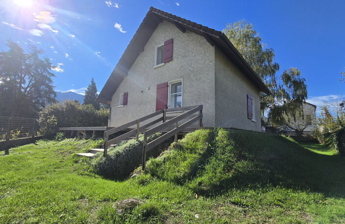 Charmante petite maison en plein coeur de La Rochette — photo 3