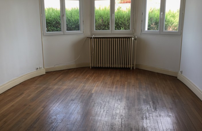 APPARTEMENT T4 dans maison - AUXONNE — photo 3