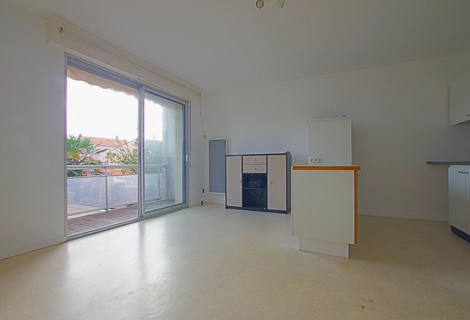 2 Pièces Prox ARAGO, T2, PARKING + CAVE — photo 1