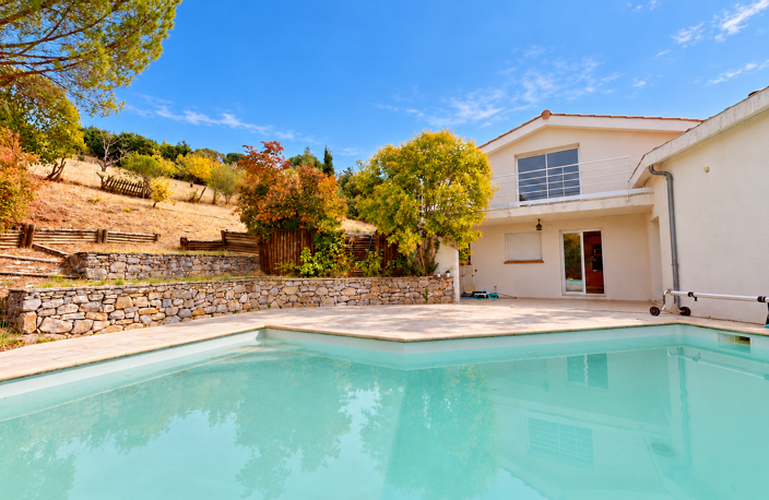 Maison 5 pièces de 152 m2 avec jardin, piscine et double gar — photo 2