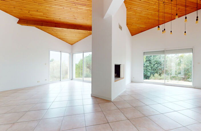 Maison 5 pièces de 152 m2 avec jardin, piscine et double gar — photo 3