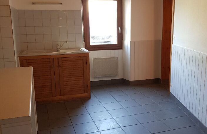 Appartement T3 - ST GERMAIN D'ESTEUIL — photo 4