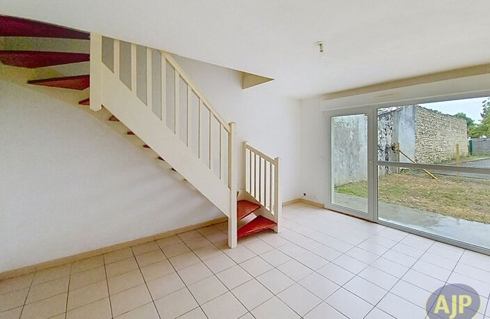 Maison T3 + jardin dans le centre-ville de Lesparre-Médoc ! — photo 3