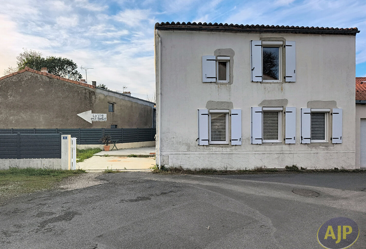 Maison Les Brouzils 5 pièce(s) 102 m2 — photo 1