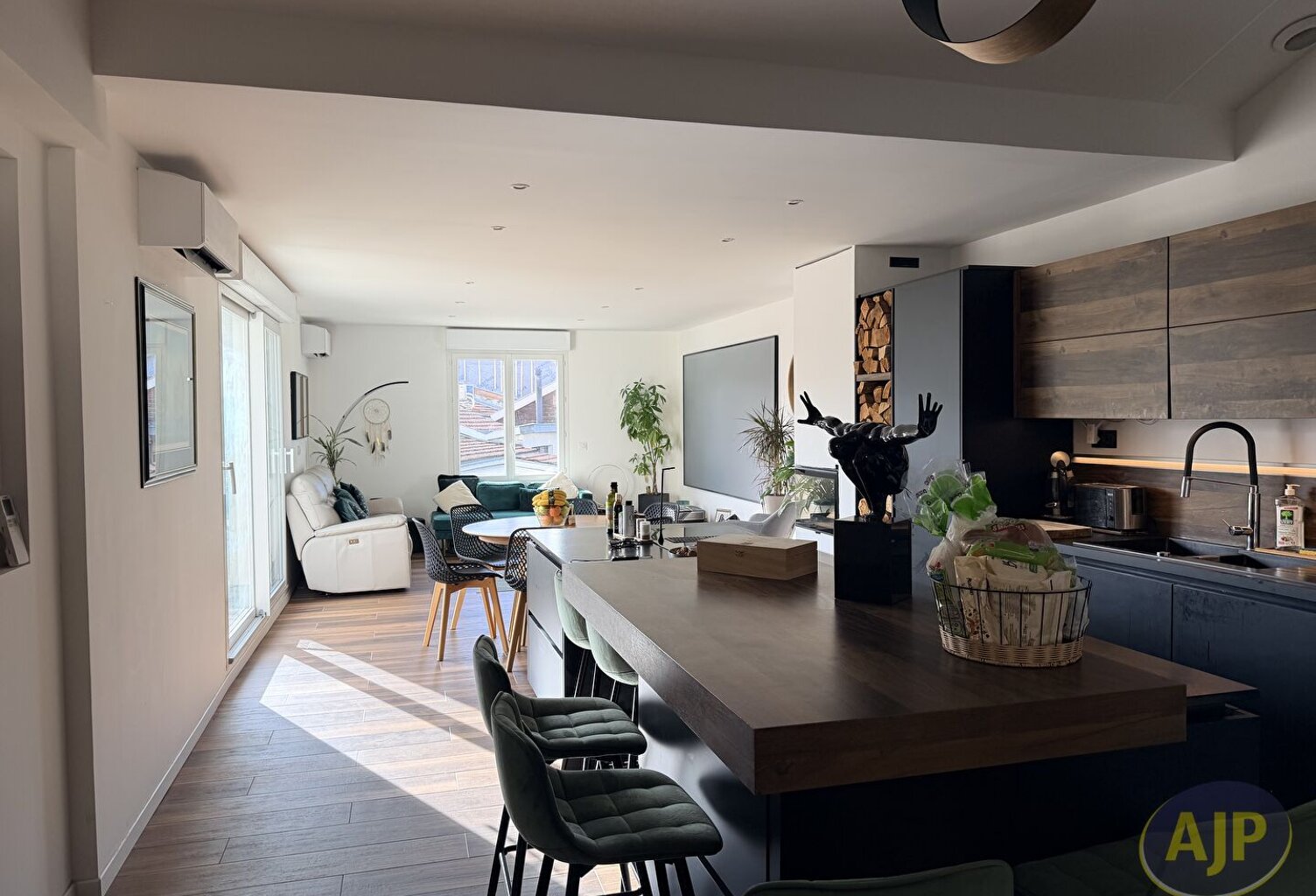 A vendre Ensemble immobilier Maison et local commercial — photo 1