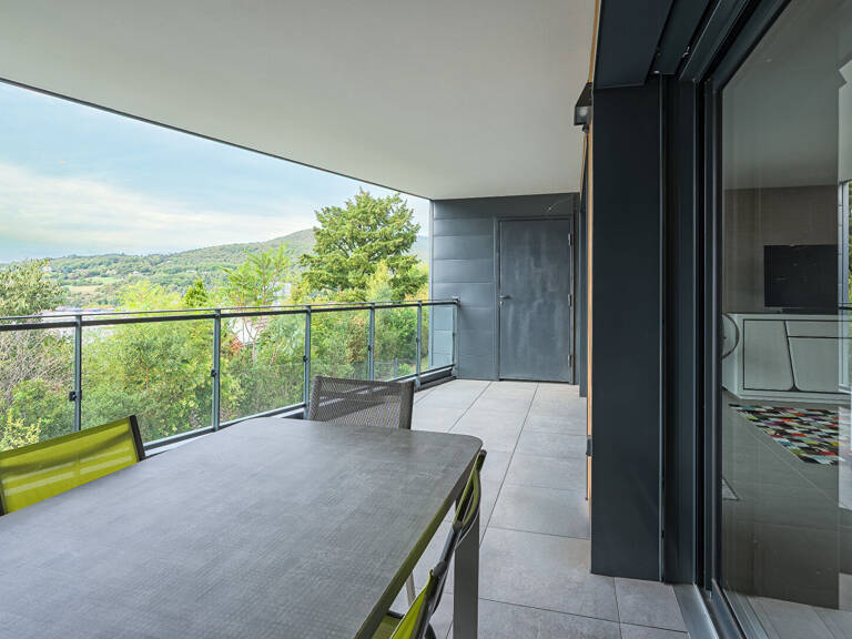 Appartement T4 de 96 m² avec terrasse, garage double et cave — photo 1
