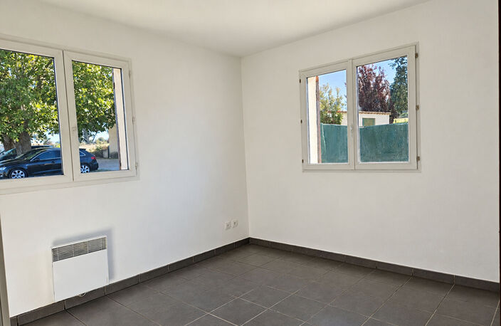 Appartement T3 - campagne jardinet et parking — photo 5