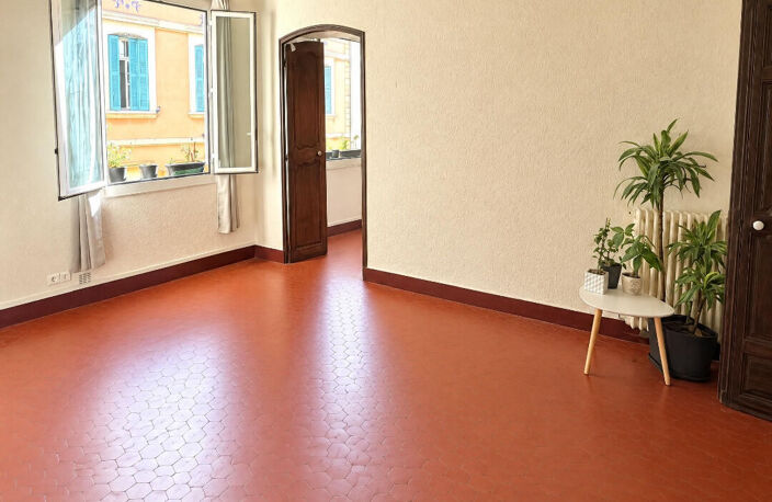 Le  BEDARRIDES  T3 - 72M² — photo 2