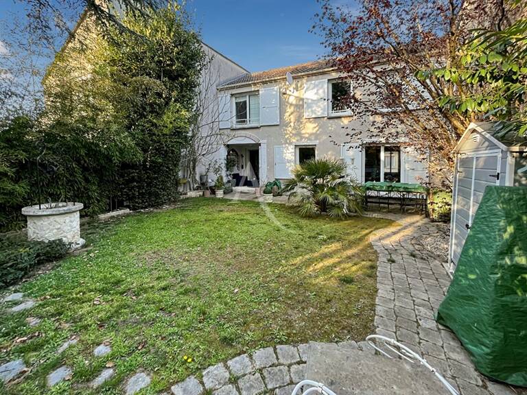 Maison Jouy Le Moutier 6 pièces 130 m2 — photo 1