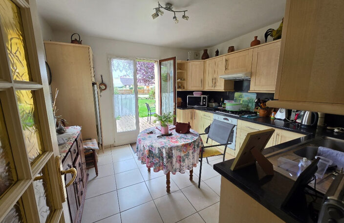 Maison à vendre - SANVIC - 140 m² - 4 chambres - Beau potentiel de rénovation — photo 4