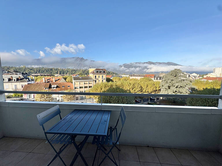 Appartement Aix Les Bains centre-ville - balcon et cave — photo 1