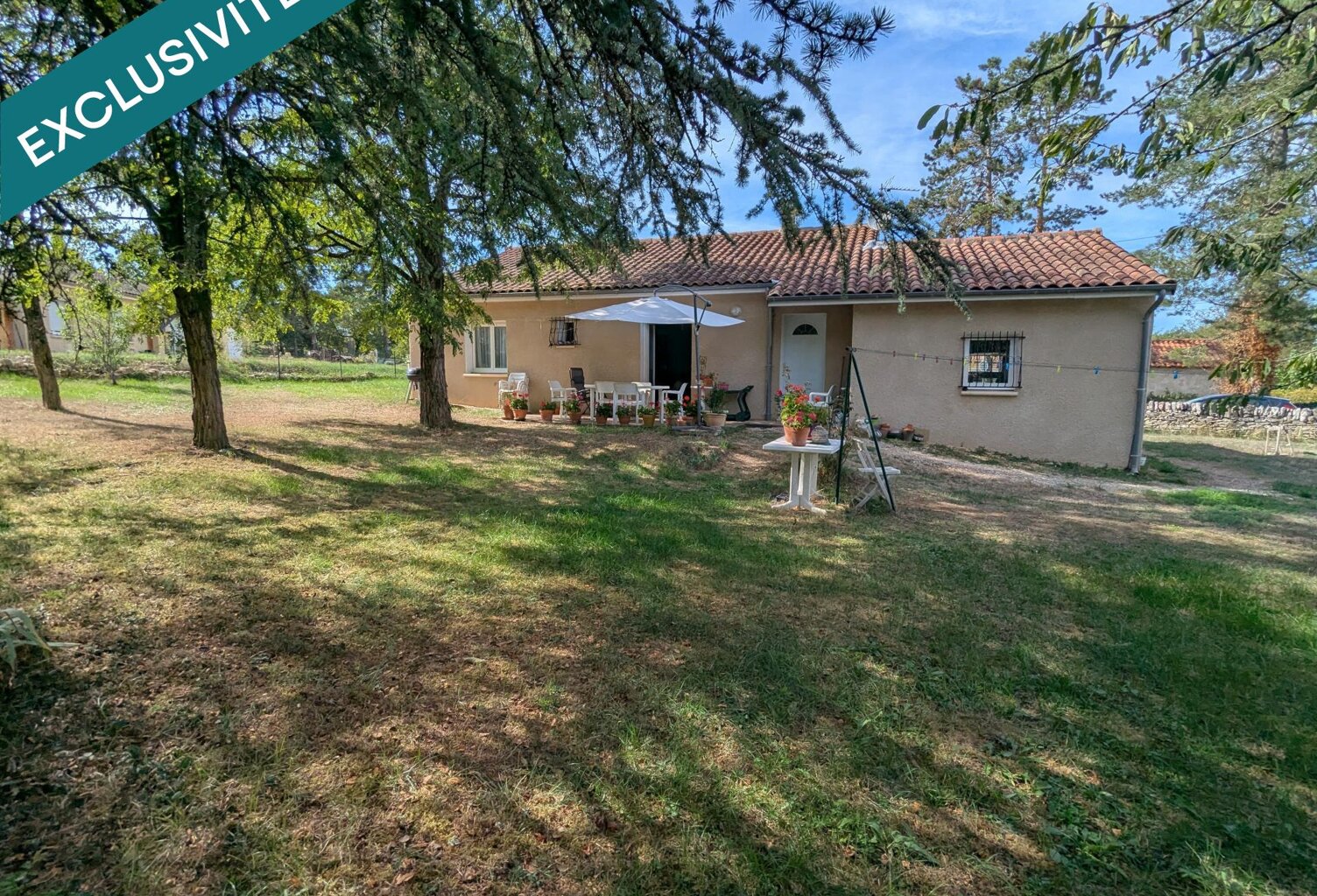 Limogne-en-Quercy, plain-pied avec jardin. — photo 1