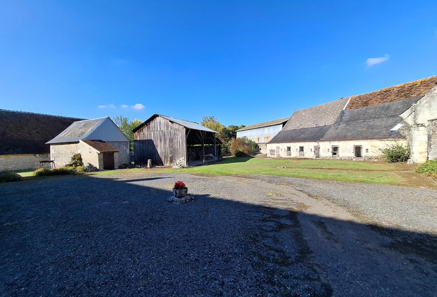 Authentique corps de ferme du XIII? siècle au charme rare et préservé. — photo 1