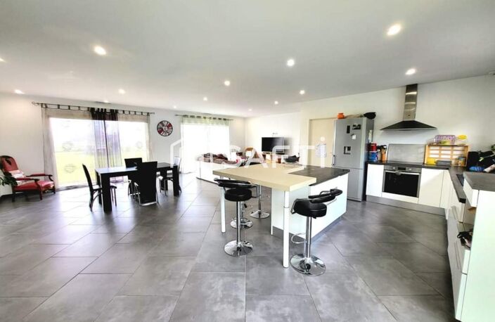 Maison récente de plain pied - 136m² - St Nexans - 24520 — photo 4