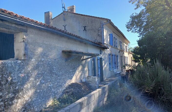 spacieuse charentaise et ses grandes dépendances — photo 3