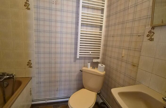 Bourges hyper-centre : fort potentiel & charme ! — photo 4