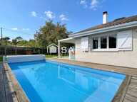 MAISON FAMILIALE RÉNOVÉE AVEC GOÛT AVEC PISCINE DANS ENVIRONNEMENT CALME — photo 2