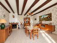 Beau potentiel pour cette maison en pierre à rénover ! — photo 3