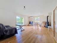 Une agréable villa de plain-pied avec piscine, garage et jardin dans un quartier calme de Bédarieux. — photo 3