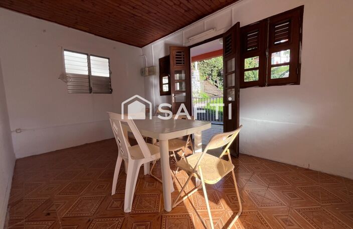 Maison T3 dans le bourg de Fond Saint Denis — photo 2