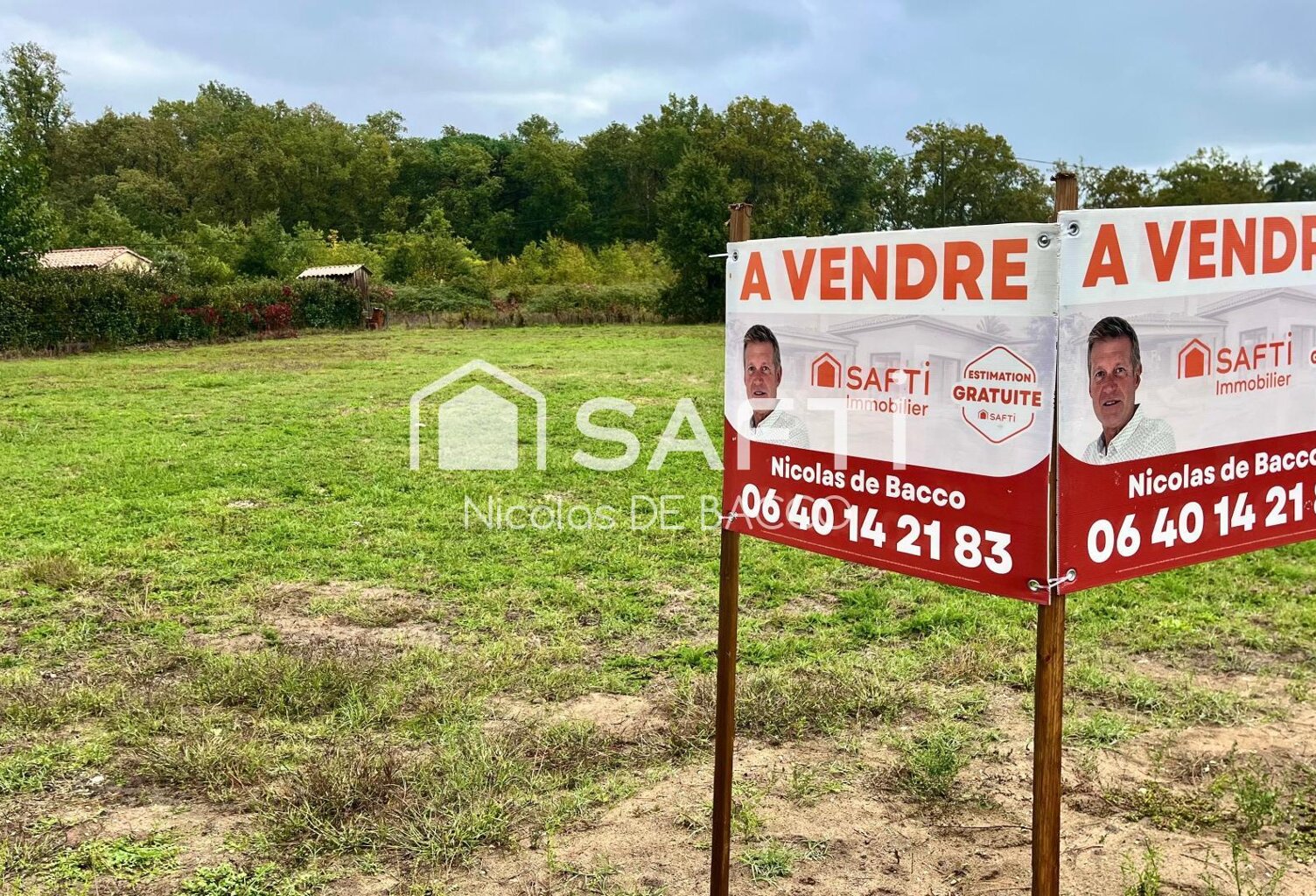 Terrain a vendre 1500 m2 a Casteljaloux. — photo 1