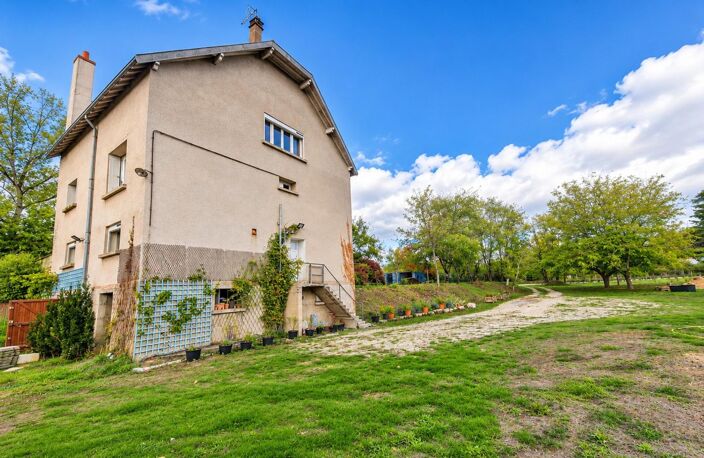 Maison de 106 m² sur un terrain arboré de 4 700 m² — photo 2