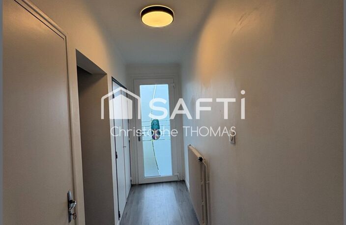 Maison rénovée, 5 chambres, 2000 m², vue champs — photo 4