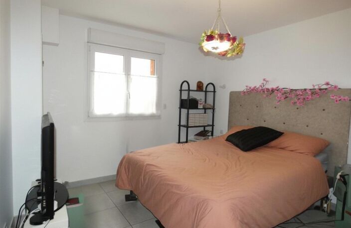 Maison 4 chambres climatisée avec panneaux solaires  village toutes commodités — photo 4
