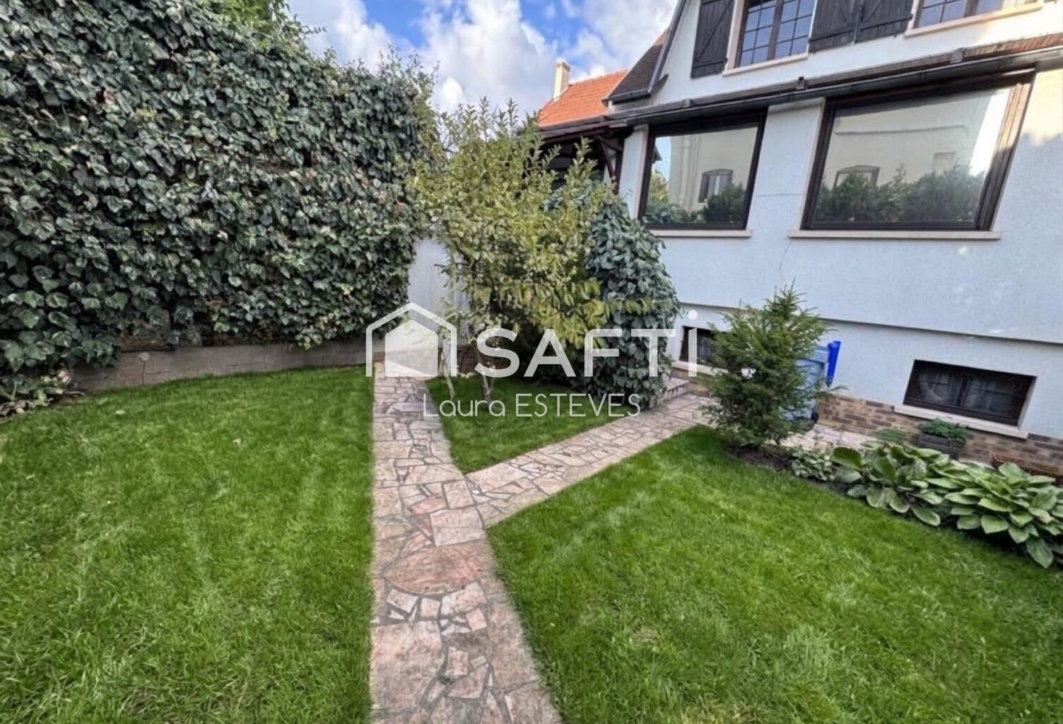 BELLE MAISON FAMILIALE À SAINT-DENIS — photo 1