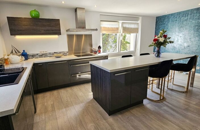 Vente Maison/villa 6 pièces — photo 3