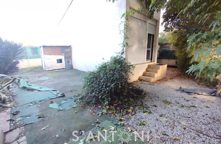 Villa — photo 3