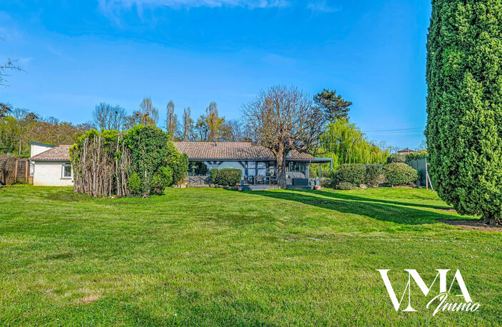 Villa de plain pied , 5 chambres et piscine. — photo 3