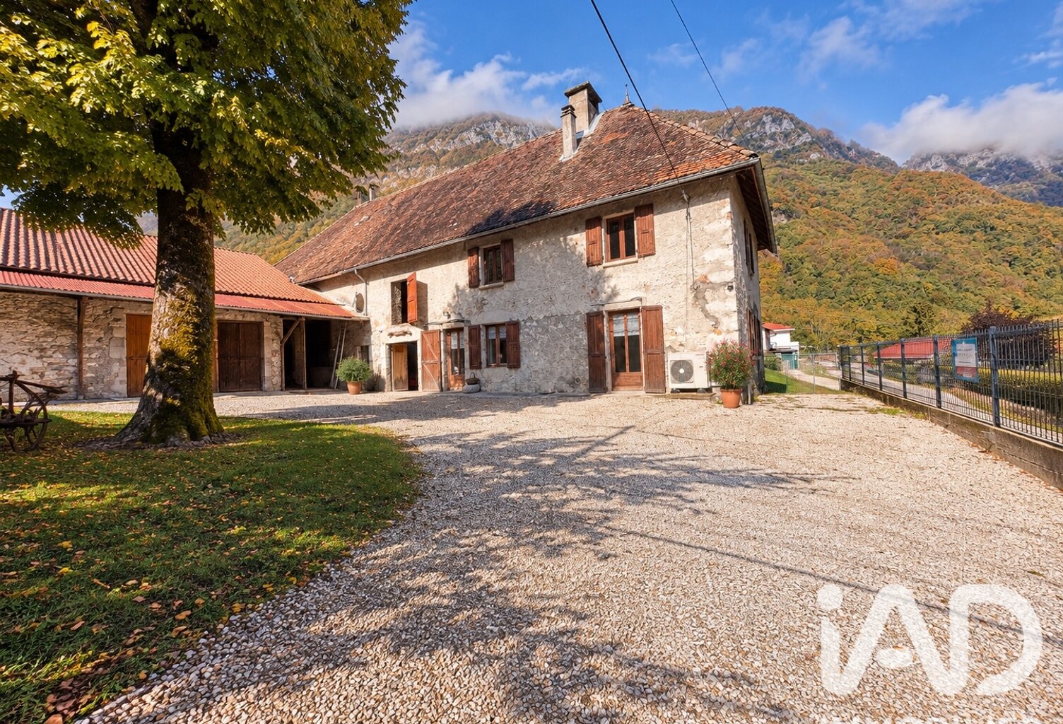 Vente Maison de campagne 8 pièces — photo 1