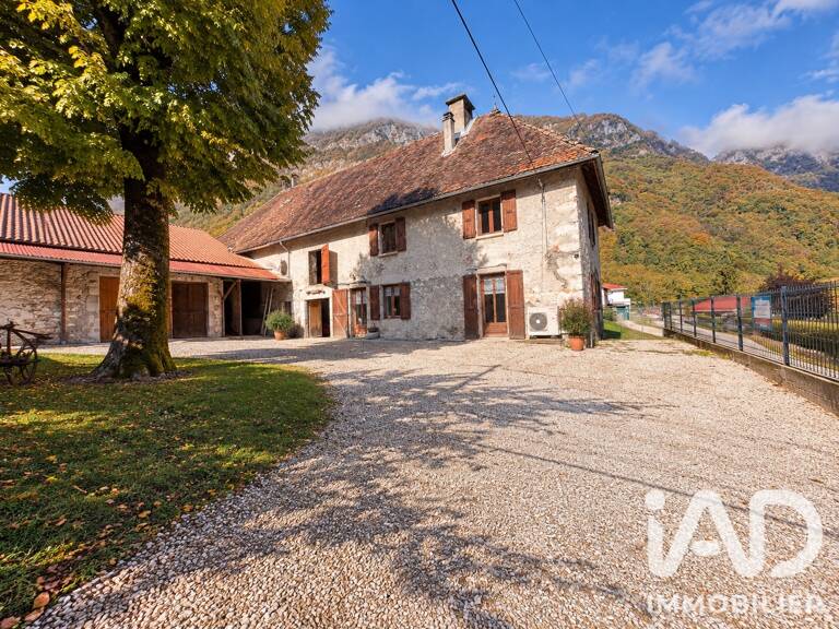 Vente Maison de campagne 8 pièces — photo 1