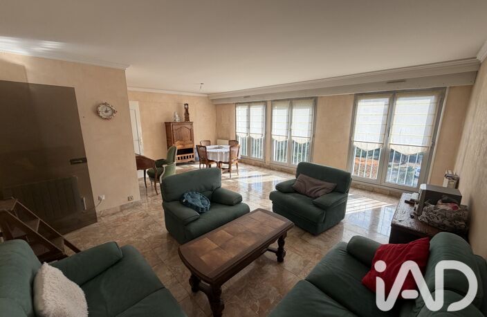 Location Appartement 3 pièces — photo 2