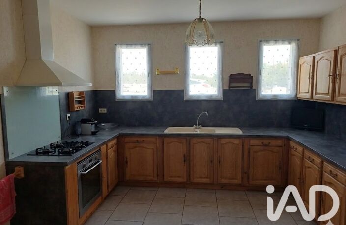 Vente Maison/villa 4 pièces — photo 2