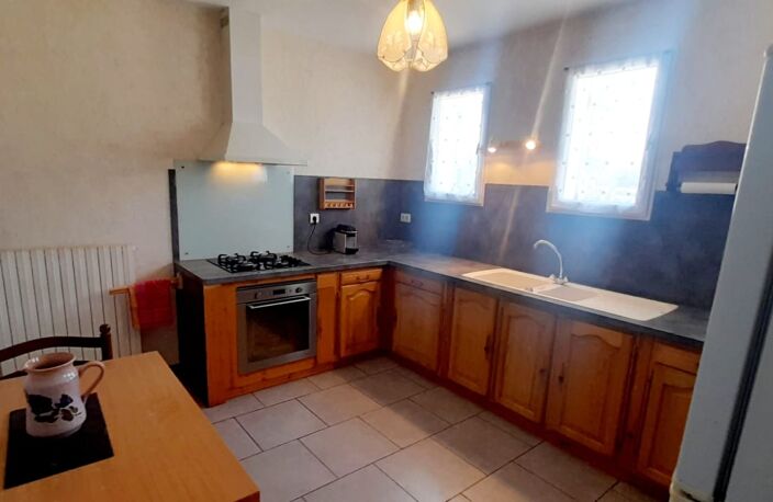 Vente Maison/villa 4 pièces — photo 3