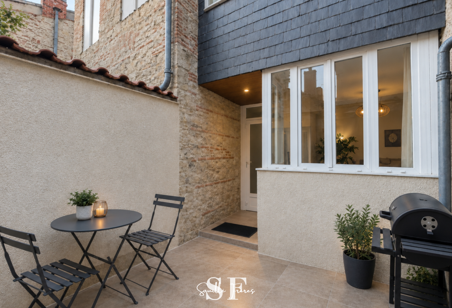 Immeuble de charme avec 3 appartements   Centre-ville d’Agen   Investissement clé en main ! — photo 1