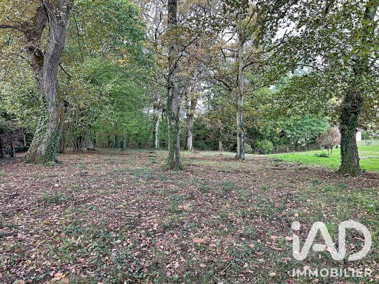 Vente Terrain 2 056 m&sup2; — photo 1
