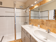 Vente Immeuble 150 m&sup2; — photo 4