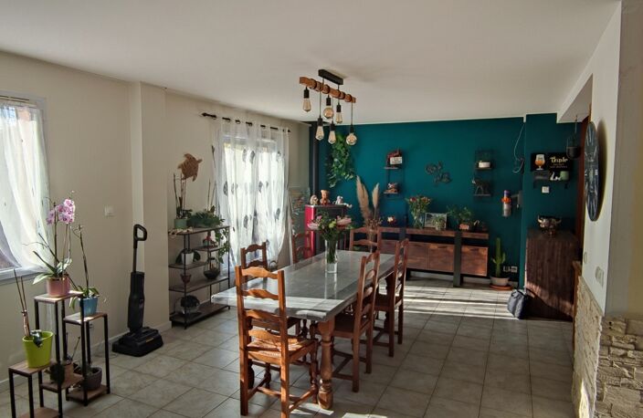 Vente Maison/villa 6 pièces — photo 2