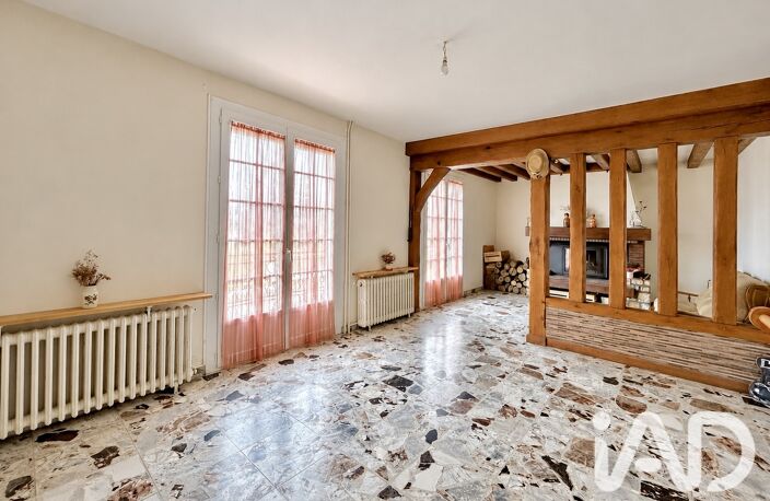 Vente Maison/villa 8 pièces — photo 3