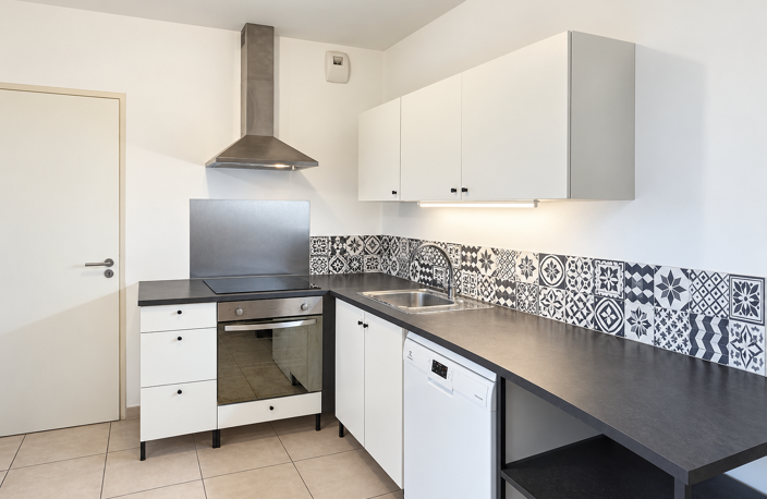LOCATION APPARTEMENT 4 PIÈCES MONTPELLIER CENTRE OVALIE — photo 4