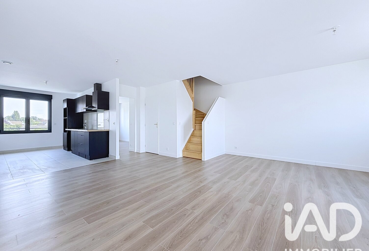 Location Appartement 5 pièces — photo 1