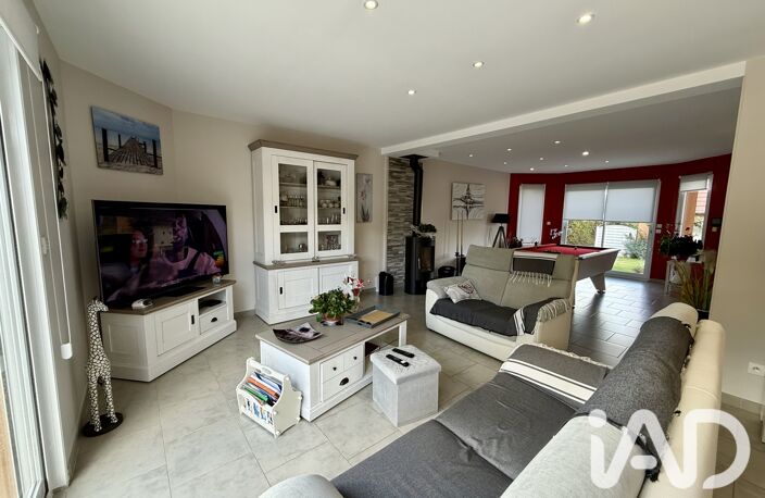 Vente Maison/villa 8 pièces — photo 4